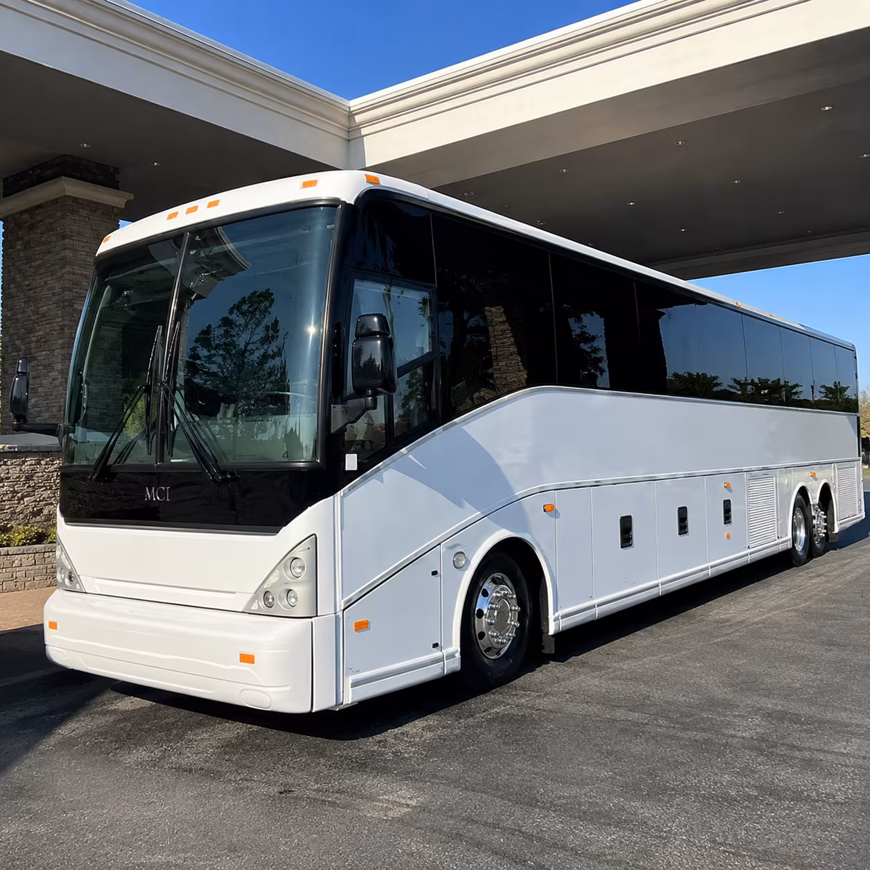 bus rental options for columbia trips