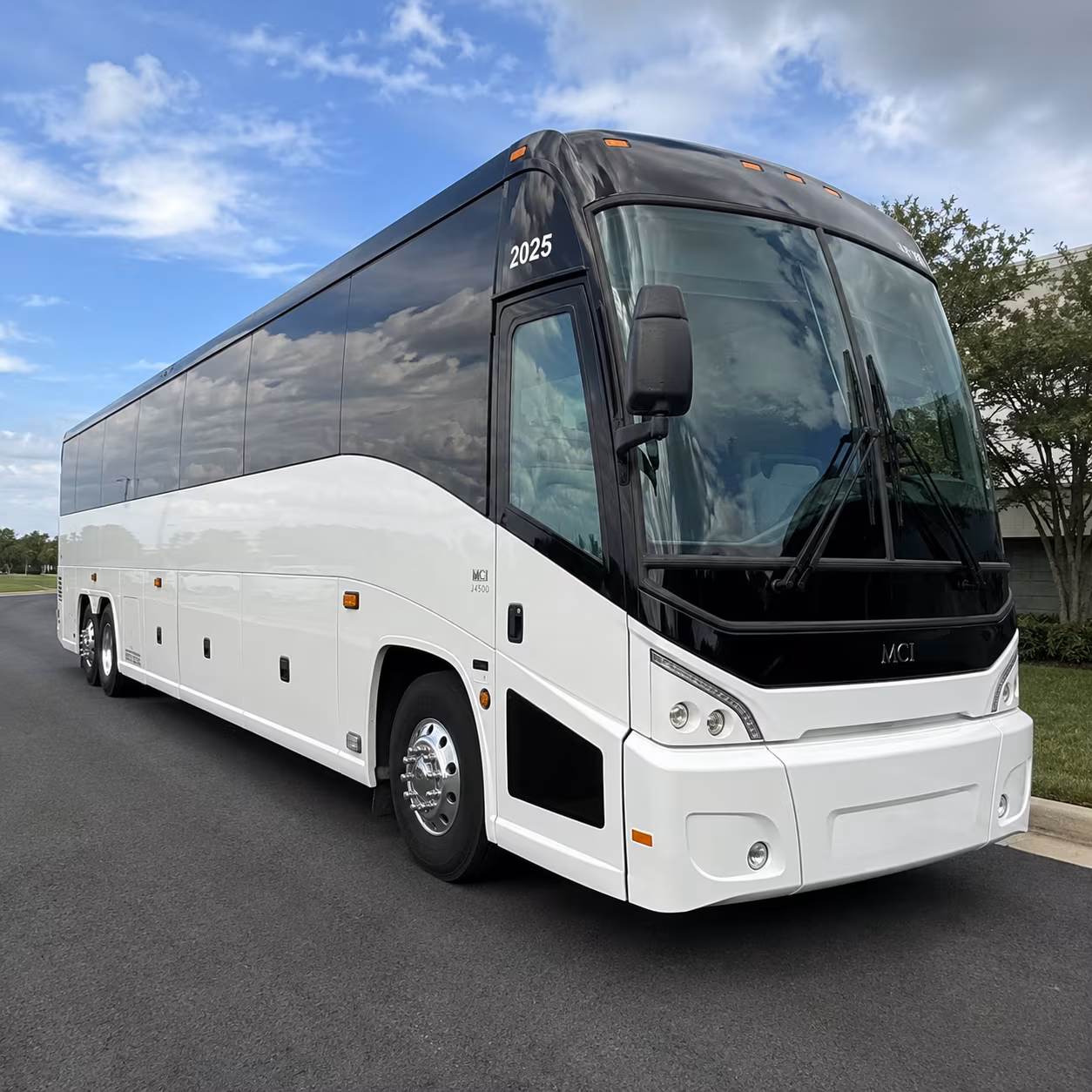 shuttle your team between downtown hotels and the columbia metropolitan convention center